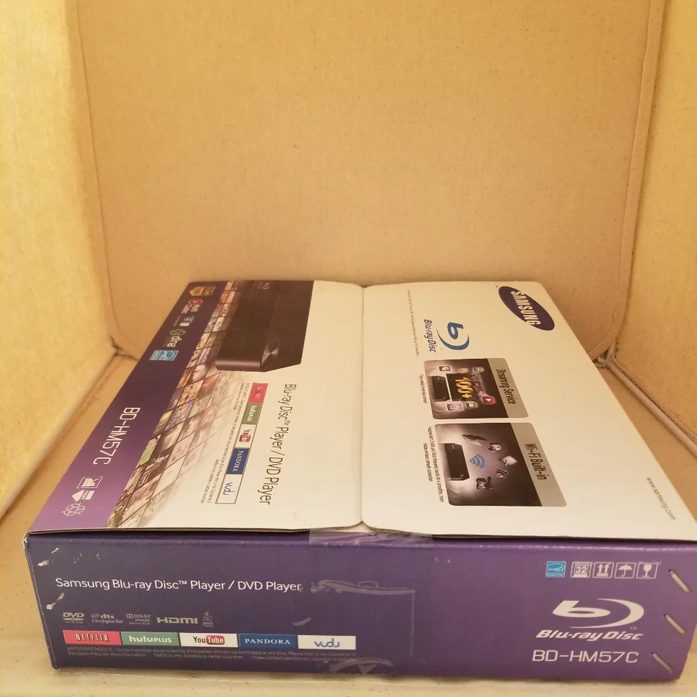 🔻REDUCED❣NIB Samsung Ultimate Streaming Blue Ray Disk DVD Pl Wi-Fi BD-HM57C